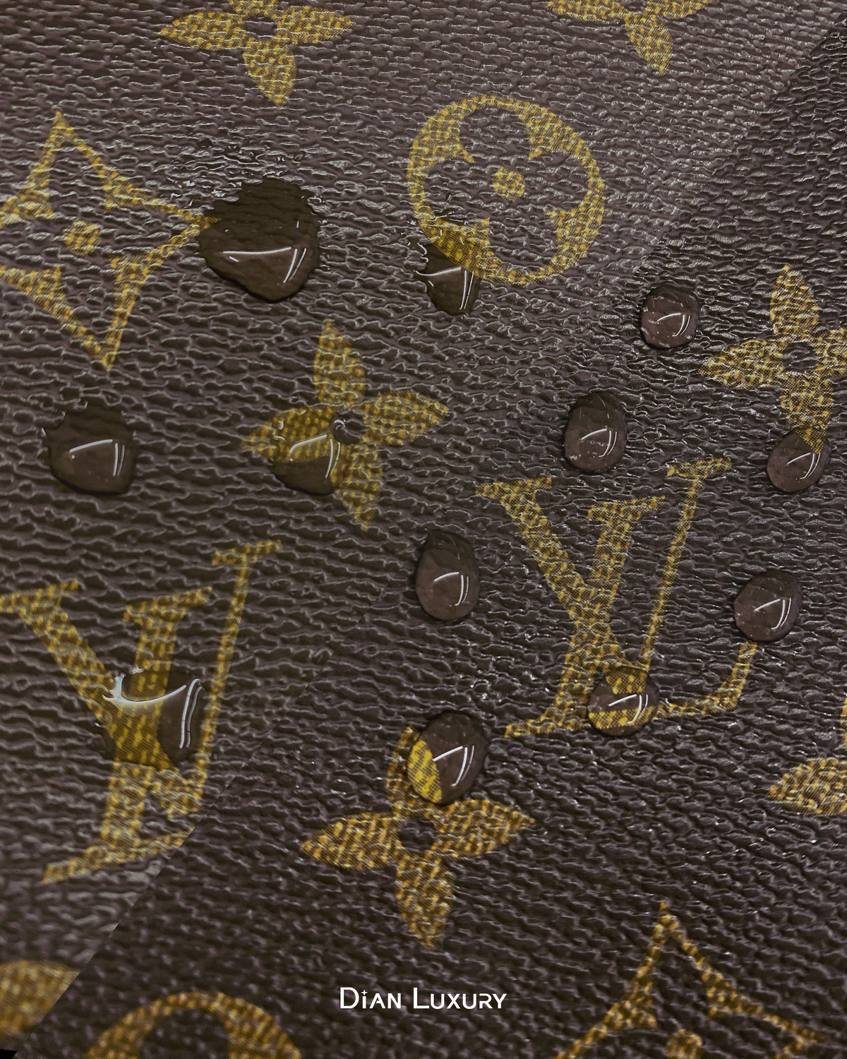 同一款經典 LV 老花，鍍膜前後防護效果大不同！｜Same Classic LV Monogram, Two Very Different Levels of Protection