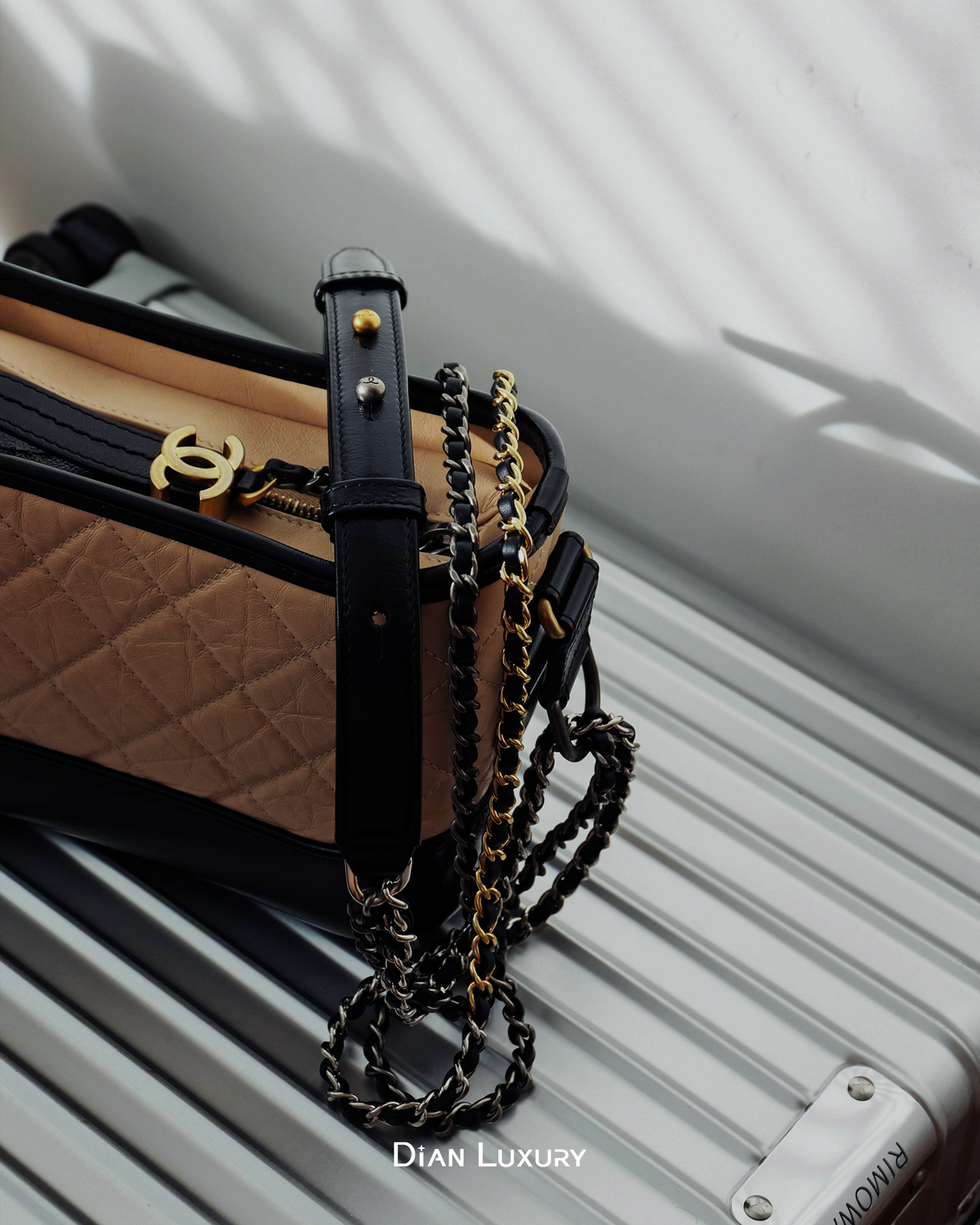 CHANEL 流浪包皮穿鏈掉屑怎麼辦？合成皮脫皮的修復方式｜How to Repair Peeling Straps on a CHANEL Gabrielle Bag